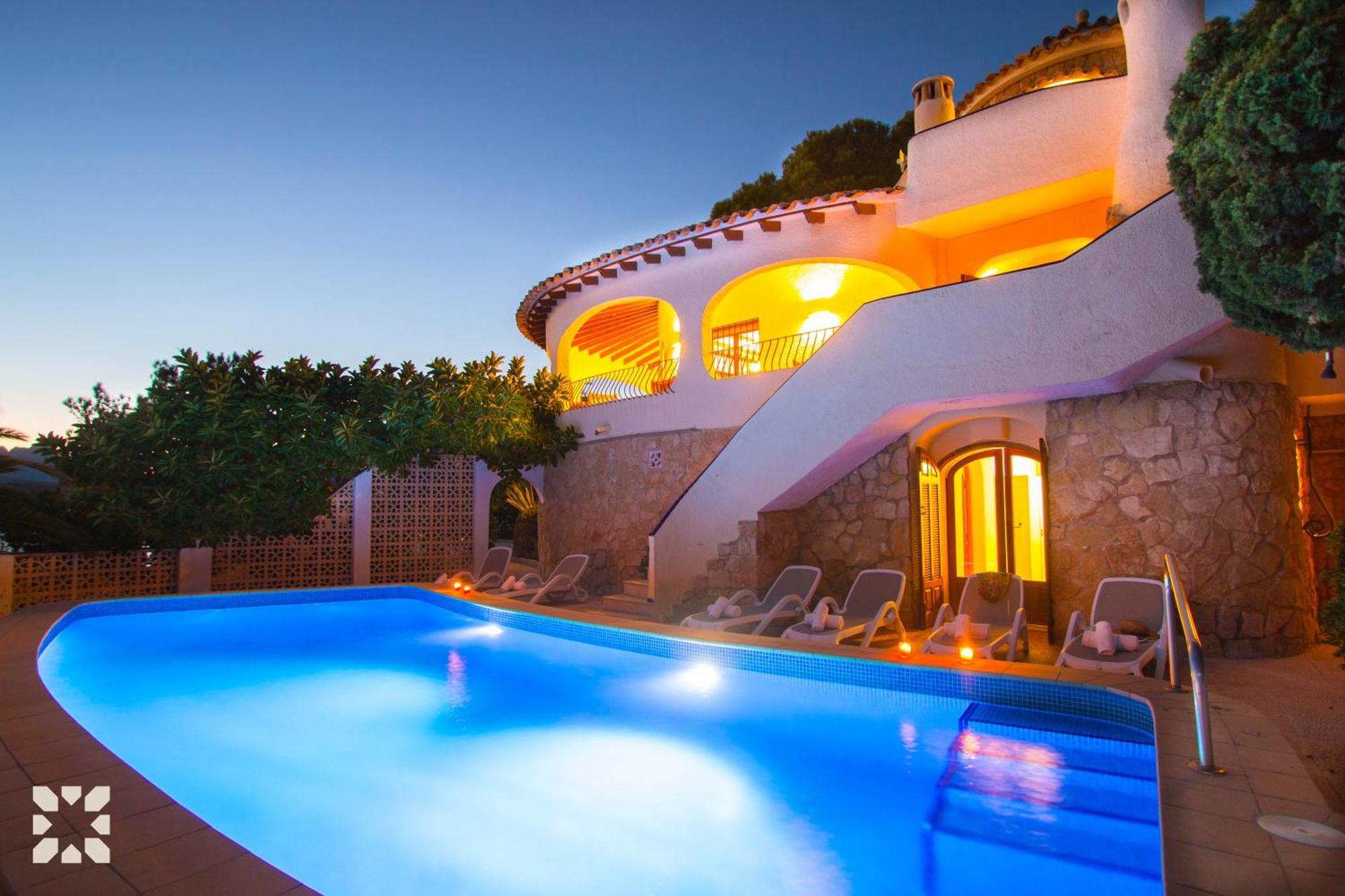 Villa Dauphin By Abahana Villas Морайра Экстерьер фото